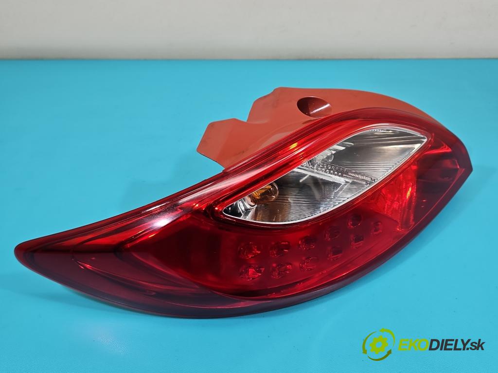 Mazda 2 II 2007-2014 1.3 16V 75 hp manual 55 kW 1349 cm3 5- světlo zadní levé D65151160 (Klika dveří ostatní)