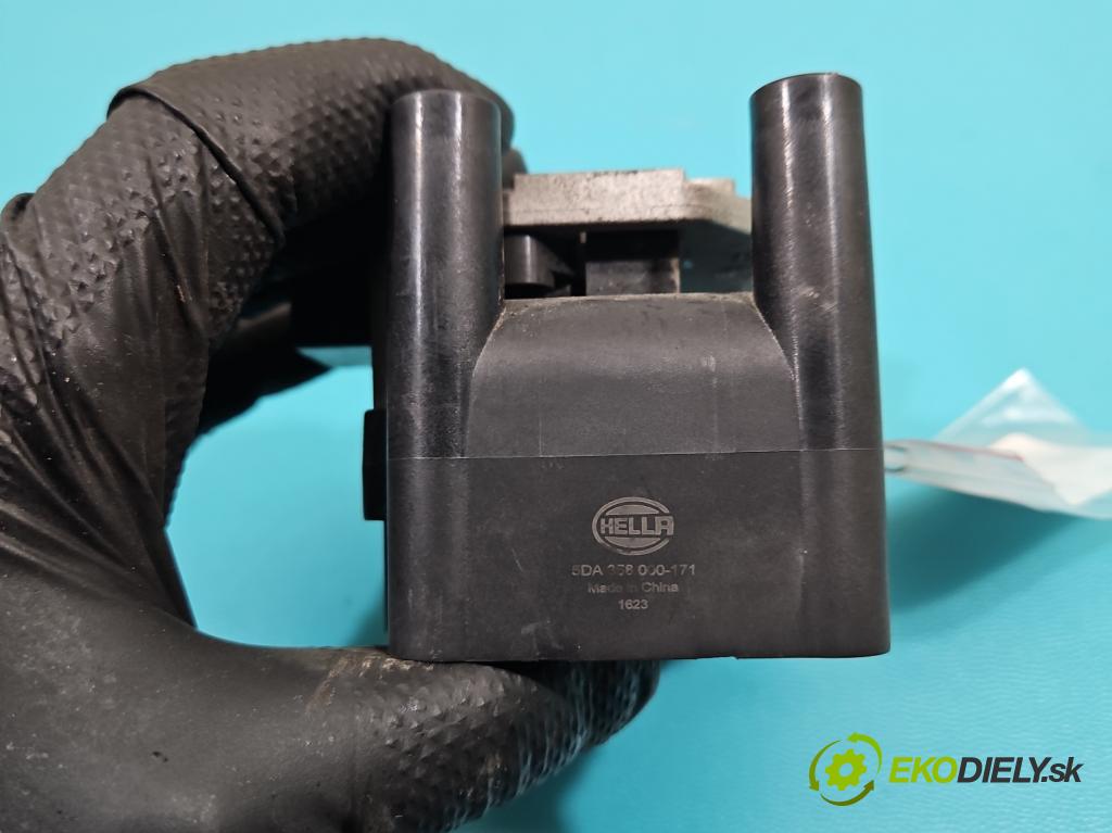 Audi A2 1.4 16V 75 HP manual 55 kW 1390 cm3 5- cievka zapaľovacia  (Zapaľovacia cievka)