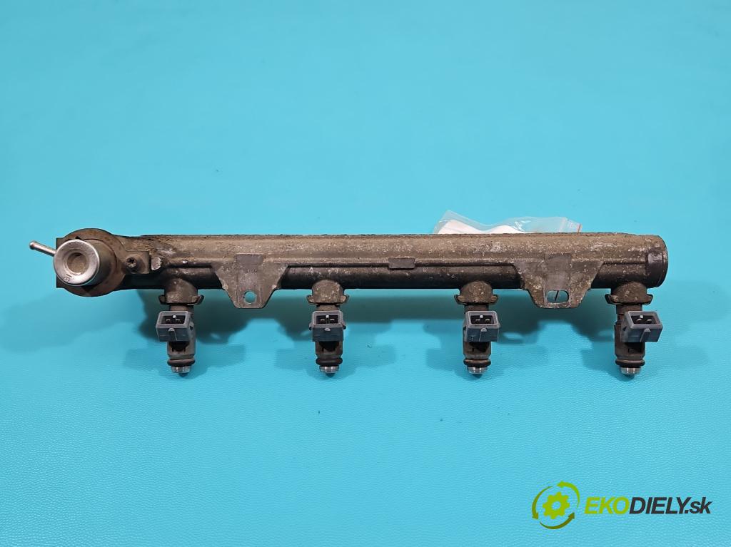 Audi A2 1.4 16V 75 HP manual 55 kW 1390 cm3 5- vstrek IWP058 (Vstrekovač paliva)