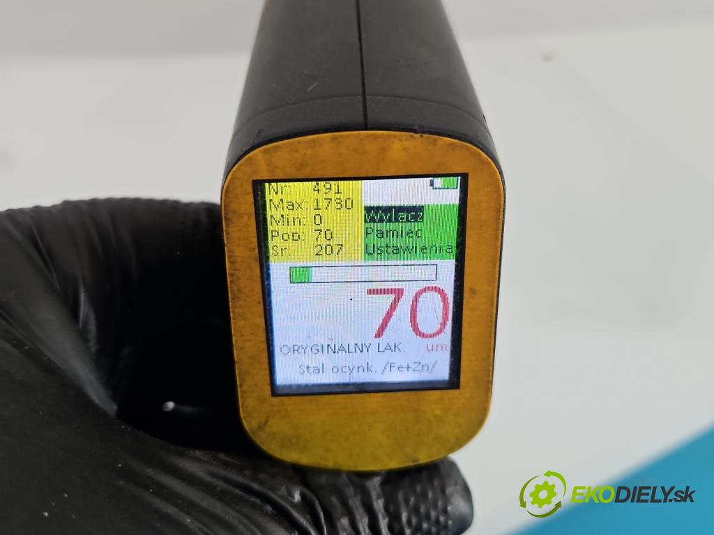 Skoda Rapid 2012-2019 1.6 tdi 90 hp manual 66 kW 1598 cm3 5- dveře zadní levé  (Klika dveří ostatní)