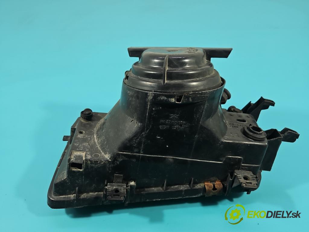 Audi 80 B3 1986-1991 1.8 90 HP manual 66 kW 1781 cm3 4- Reflektor: pravý  (Svetlo predné pravé)