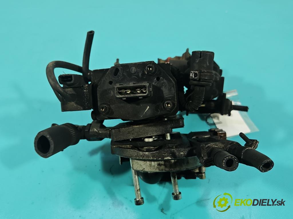 Audi 80 B3 1986-1991 1.8 90 HP manual 66 kW 1781 cm3 4- vstrekovač 0438031 (Karburátor)