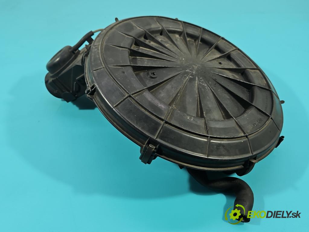 Audi 80 B3 1986-1991 1.8 90 HP manual 66 kW 1781 cm3 4- obal filtra vzduchu 050129607C (Obal vzduchového filtra)