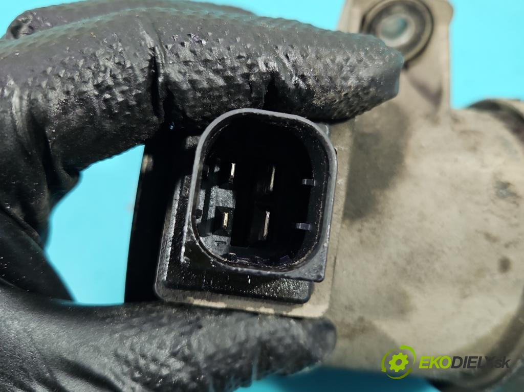 Bmw 5 F10 2010-2017 2.0 T 245KM automatic 180 kW 1997 cm3 4- čerpadlo voda: 7604027 (Vodná pumpa)