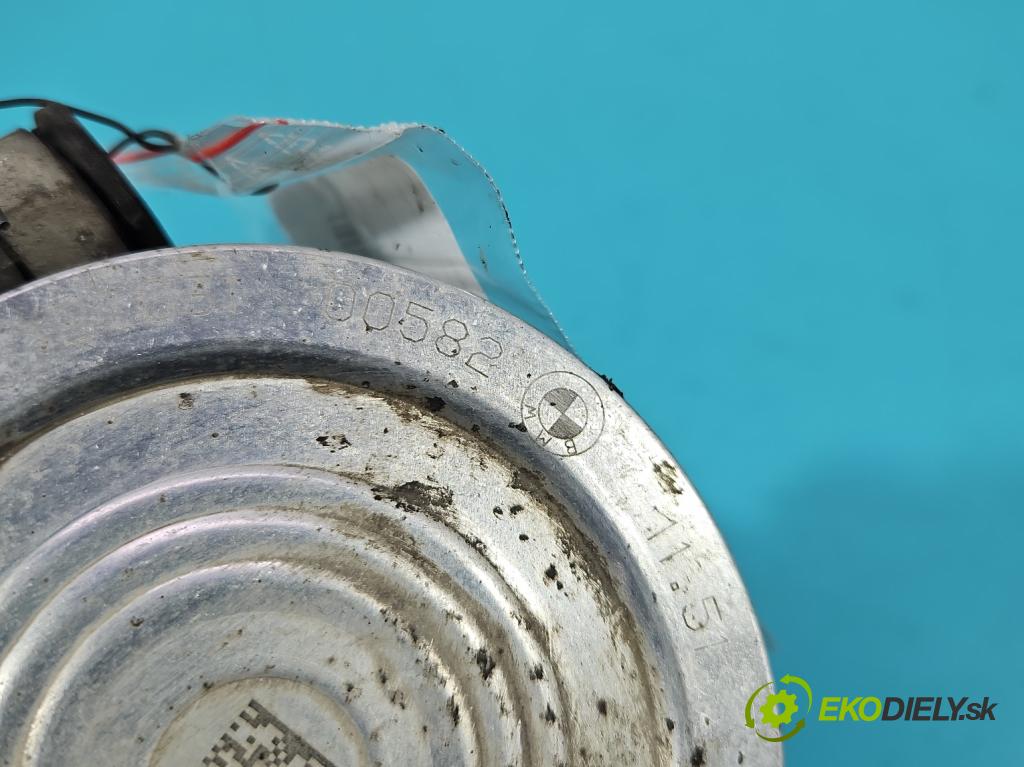 Bmw 5 F10 2010-2017 2.0 T 245KM automatic 180 kW 1997 cm3 4- čerpadlo voda: 7604027 (Vodná pumpa)