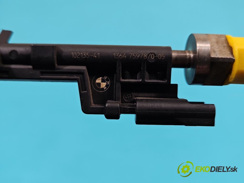 Bmw 5 F10 2010-2017 2.0 T 245KM automatic 180 kW 1997 cm3 4- vstrek 7597870 (Vstrekovač paliva)