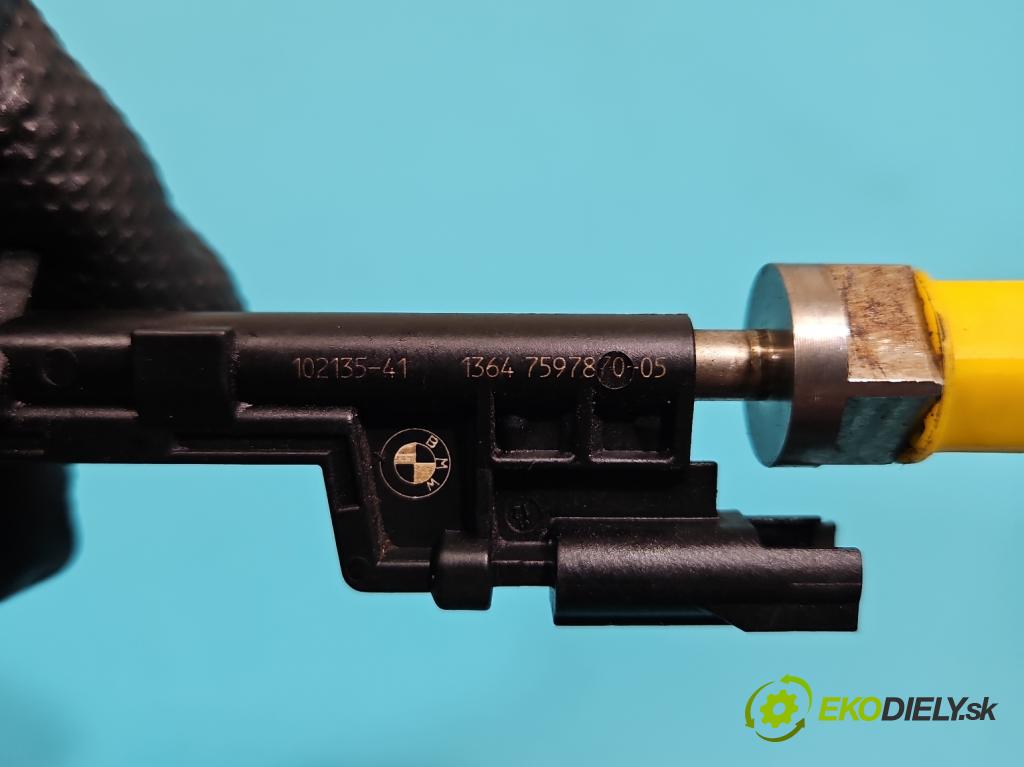 Bmw 5 F10 2010-2017 2.0 T 245KM automatic 180 kW 1997 cm3 4- vstrek 7597870 (Vstrekovač paliva)