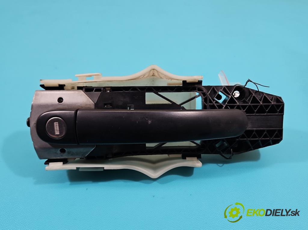 Skoda Rapid 2012-2019 1.6 tdi 90 HP manual 66 kW 1598 cm3 5- rukoväť predné ľavé mimo:  (Kľučka dverí vonkajšia predná ľavá)