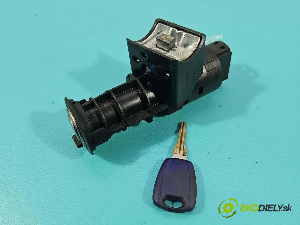 Fiat Albea 1.2 16V 80 HP manual 59 kW 1242 cm3 4- Spínačka  (Spínacia skrinka)