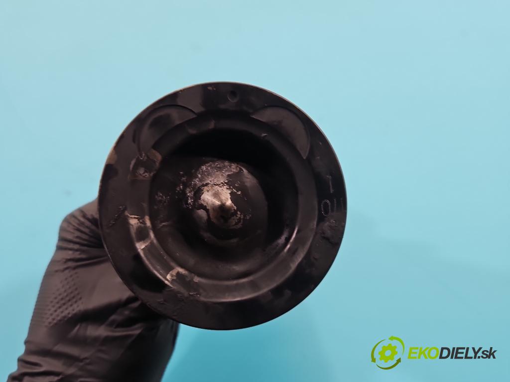 Hyundai I40 1.7 crdi 116 HP manual 85 kW 1685 cm3 5- piest  (Piest)