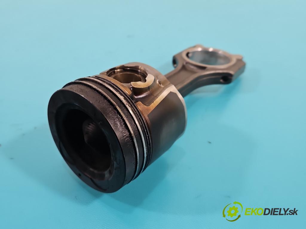 Hyundai I40 1.7 crdi 116 HP manual 85 kW 1685 cm3 5- piest  (Piest)