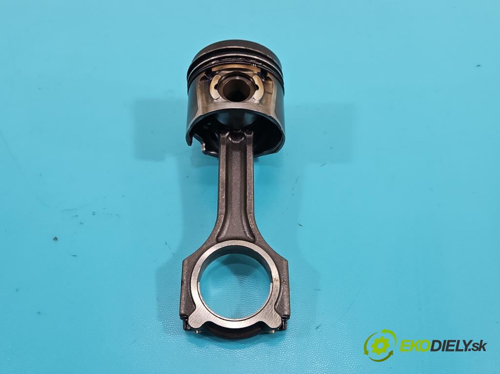 Hyundai I40 1.7 crdi 116 HP manual 85 kW 1685 cm3 5- piest (Piest)