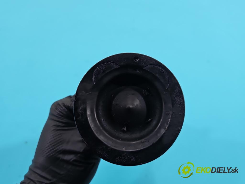 Hyundai I40 1.7 crdi 116 HP manual 85 kW 1685 cm3 5- piest  (Piest)