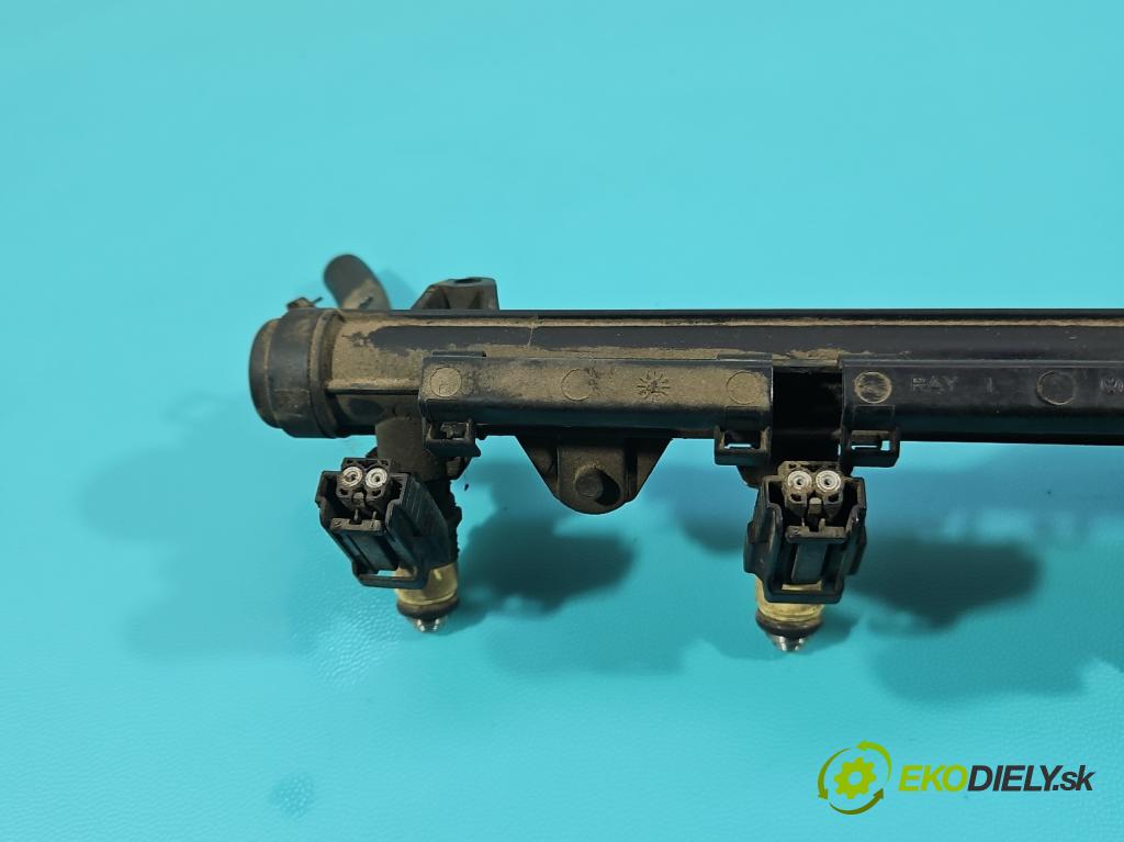 Seat Cordoba II 6L 2002-2008 1.4 16v 75 HP manual 55 kW 1390 cm3 4- vstrek 036906031M (Vstrekovač paliva)