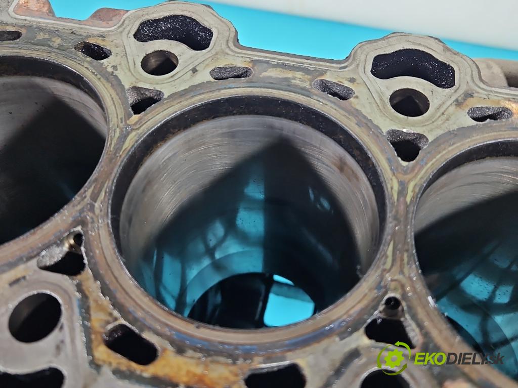 Hyundai I40 1.7 crdi 116 HP manual 85 kW 1685 cm3 5- Blok motora D4FD (Blok motora)