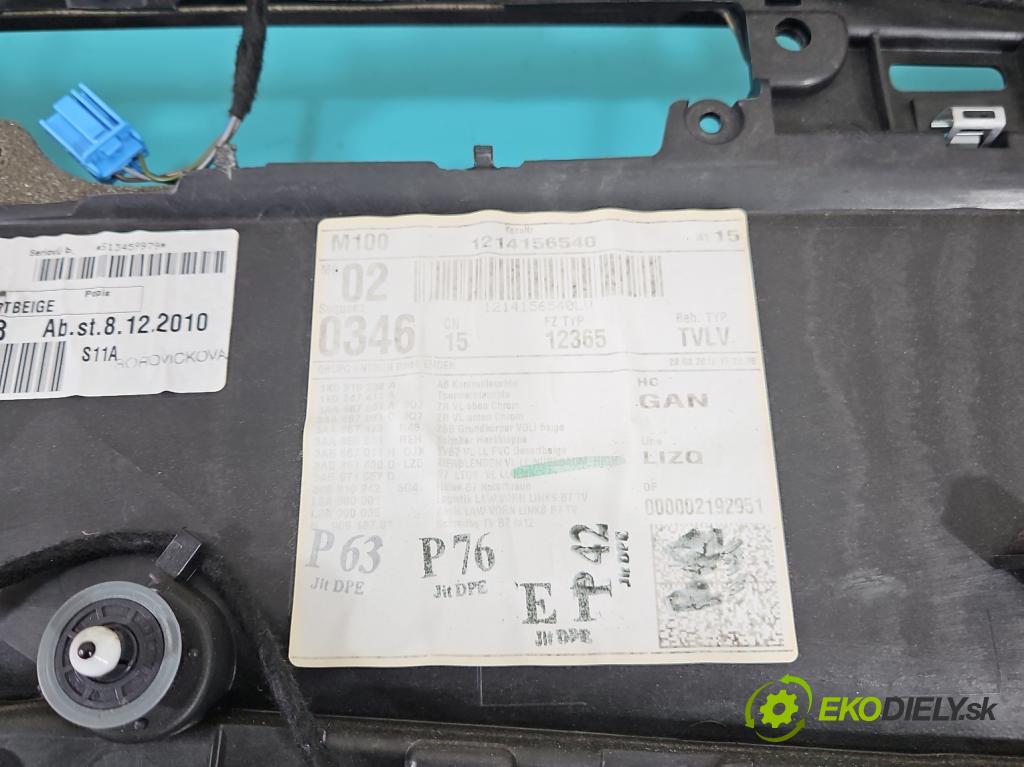Vw Passat B7 2010-2014 2.0 tdi 140 hp automatic 103 kW 1968 cm3 5- Tapacír: dveře přední levé