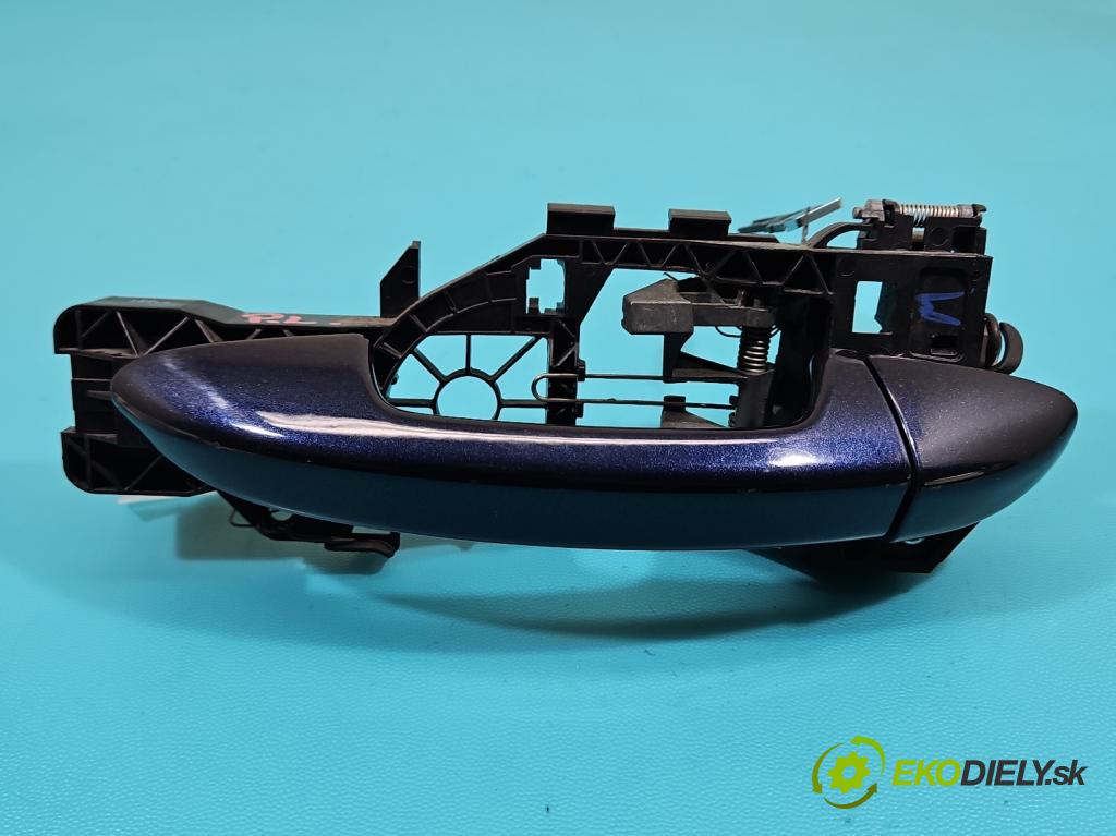 Vw Passat B7 2010-2014 2.0 tdi 140 HP automatic 103 kW 1968 cm3 5- rukoväť predné ľavé mimo: 3C0837885H (Kľučka dverí vonkajšia predná ľavá)