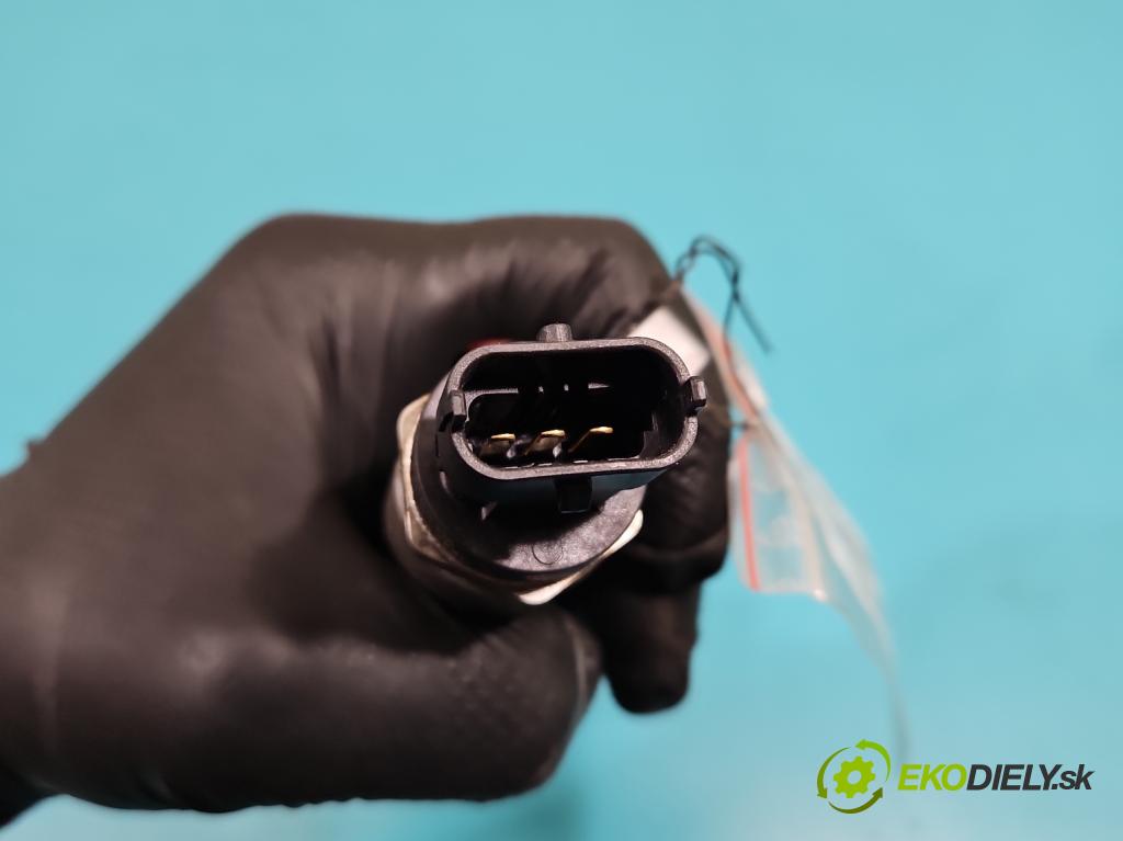 Renault Scenic III 2009-2016 1.6 dci 131 HP manual 96 kW 1598 cm3 5- lišta vstrekovacia 175216420R (Vstrekovacia lišta)