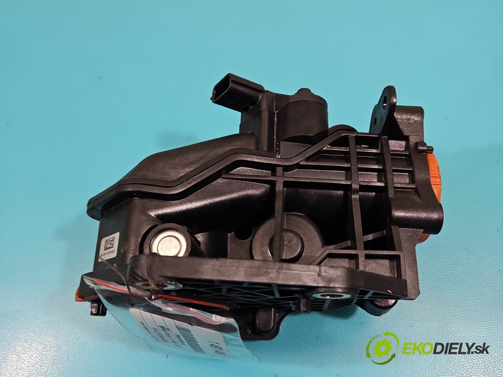 Renault Scenic III 2009-2016 1.6 dci 131 HP manual 96 kW 1598 cm3 5- klapka A2C53350932 (Škrtiaca klapka)