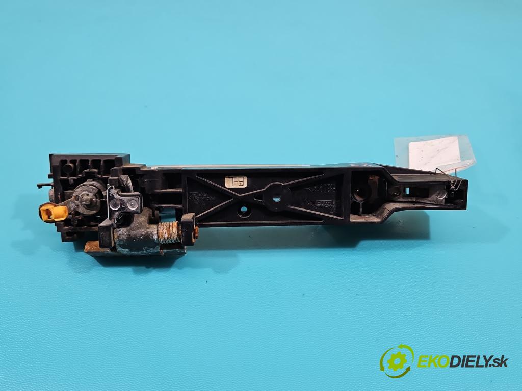 Infiniti FX I 2003-2008 3.5 V6 280KM: automatic 206 kW 3498 cm3 5- rukoväť predné ľavé mimo:  (Kľučka dverí vonkajšia predná ľavá)