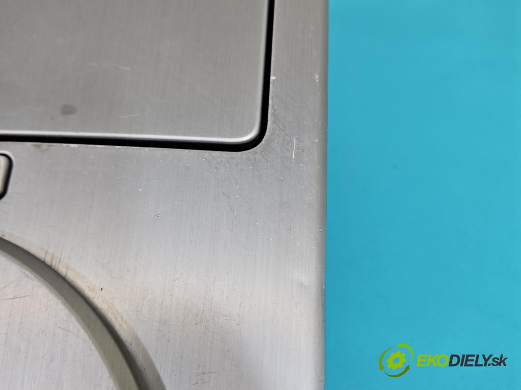 Infiniti FX I 2003-2008 3.5 V6 280KM automatic 206 kW 3498 cm3 5- lišta ozdobná interiéry: