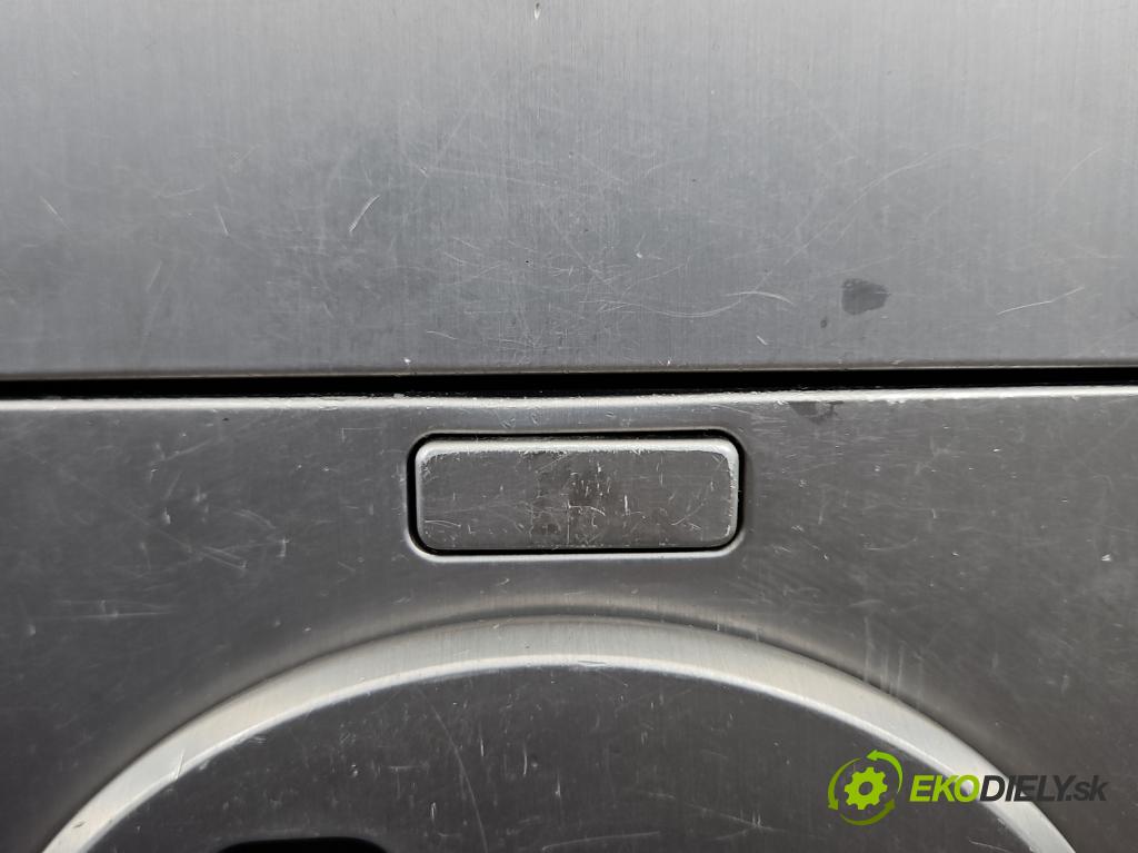 Infiniti FX I 2003-2008 3.5 V6 280KM automatic 206 kW 3498 cm3 5- lišta ozdobná interiéry: