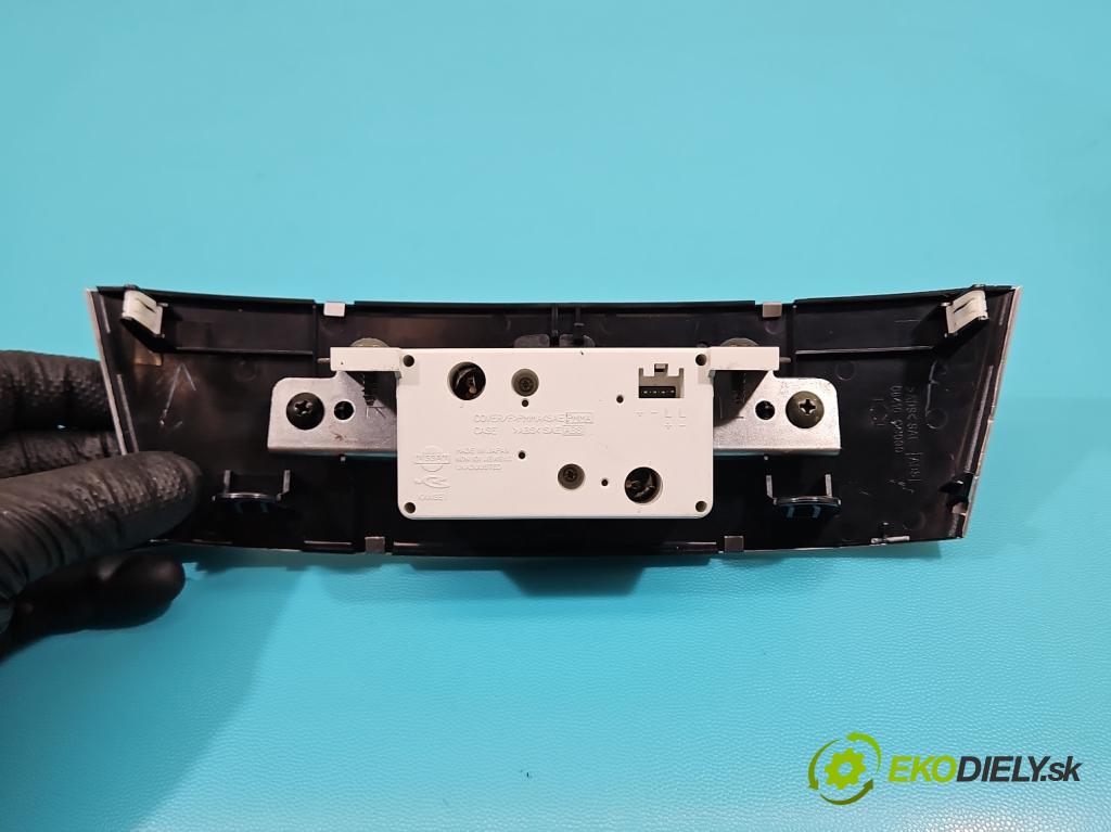 Infiniti FX I 2003-2008 3.5 V6 280KM: automatic 206 kW 3498 cm3 5- Sledujte: 25810-CG000 (Prístrojová doska)