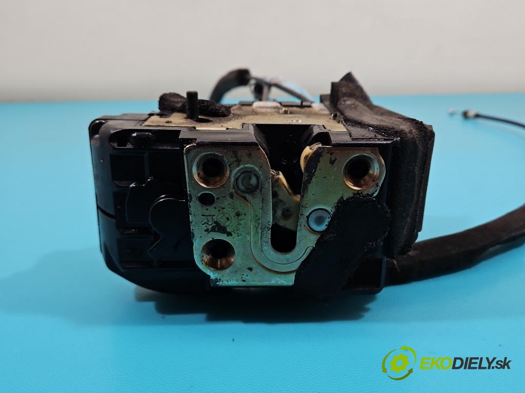 Infiniti FX I 2003-2008 3.5 V6 280KM: automatic 206 kW 3498 cm3 5- zámok zadné pravý