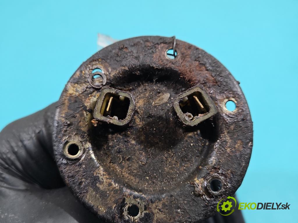 Polonez Caro / Atu 1.6 87 HP manual 64 kW 1598 cm3 5- snímač úroveň: palivo (Snímač)