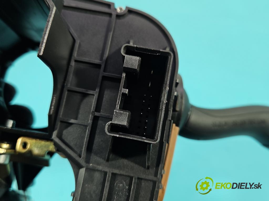 Porsche Cayenne I 2002-2010 3.2 V6 250 HP automatic 184 kW 3189 cm3 5- prepínač komplex: 7L5953549C (Prepínacie páčky pod volantom)