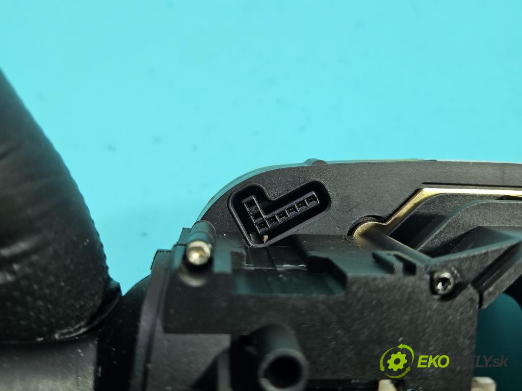 Porsche Cayenne I 2002-2010 3.2 V6 250 HP automatic 184 kW 3189 cm3 5- prepínač komplex: 7L5953549C (Prepínacie páčky pod volantom)