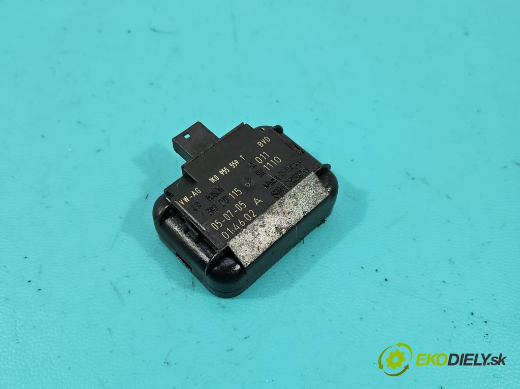 Porsche Cayenne I 2002-2010 3.2 V6 250 HP automatic 184 kW 3189 cm3 5- snímač déšť: 1K0955559T (Snímač dažďa)