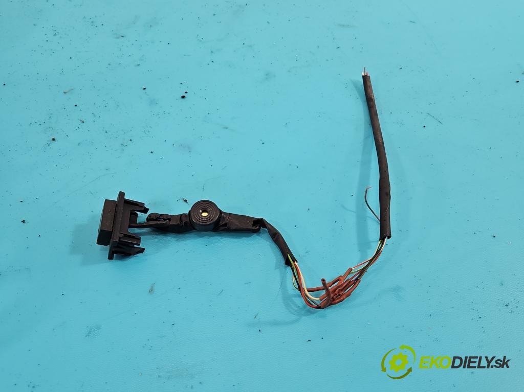 Vw Golf IV 1997-2003 1.6 SR 101 hp manual 74 kW 1595 cm3 3- instalace LPG STAG 4 QBOX BASIC
