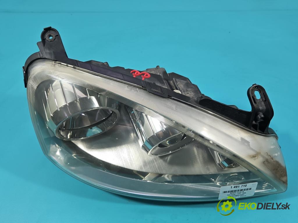 Opel Corsa C 2000-2006 1.2 16V 80 HP manual 59 kW 1229 cm3 3- Reflektor: pravý 0096726 (Svetlo predné pravé)