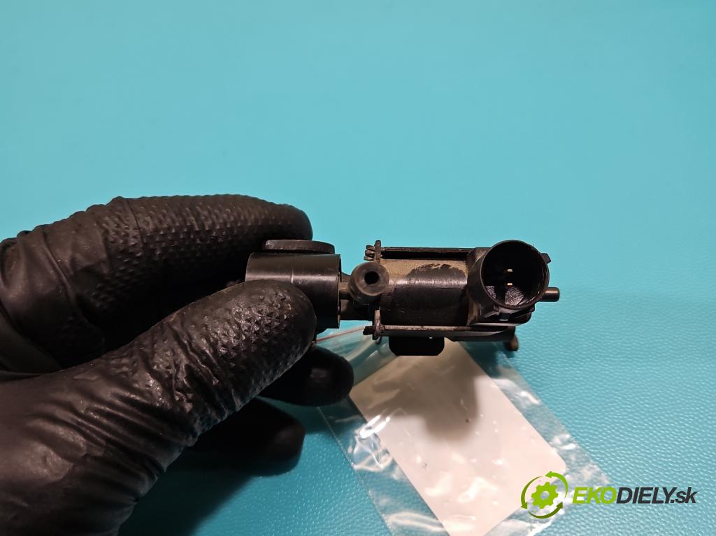 Honda CR-V II 2001-2006 2.2 i-CTDi 140 HP manual 103 kW 2204 cm3 5- ventil podtlaku  (Ventil)