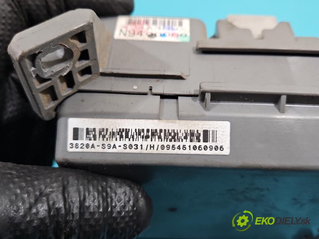 Honda CR-V II 2001-2006 2.2 i-CTDi 140 hp manual 103 kW 2204 cm3 5- řídící jednotka motoru 0281012132