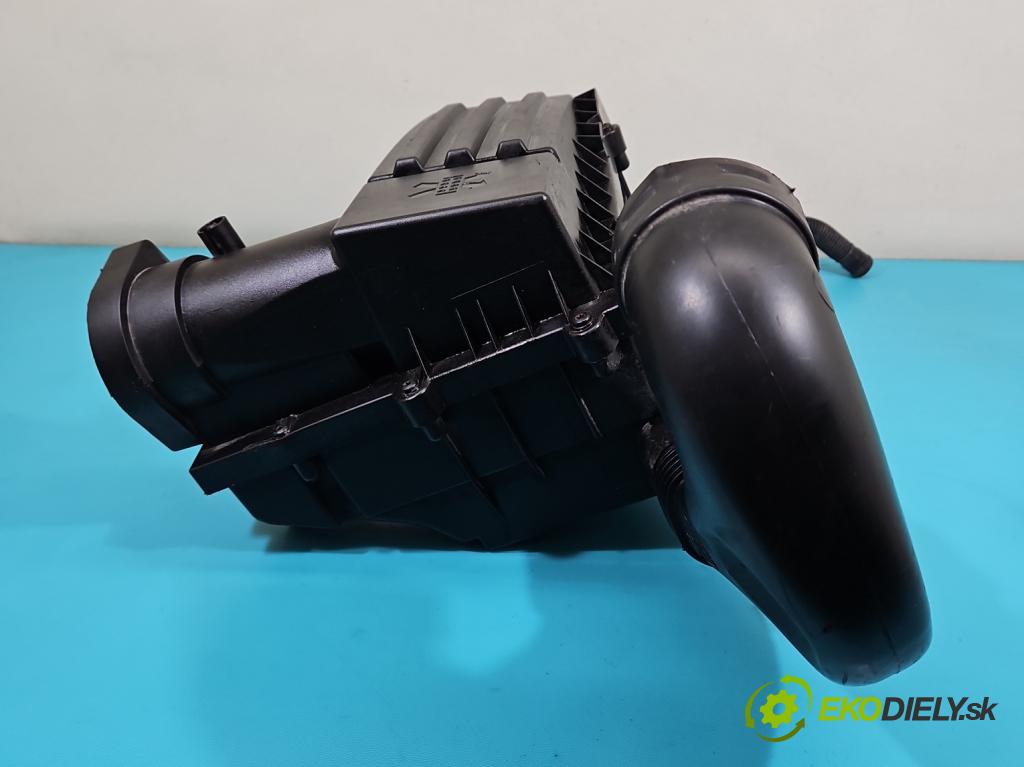 Vw Passat B7 2010-2014 2.0 tdi 140 HP automatic 103 kW 1968 cm3 5- obal filtra vzduchu 3C0129601CD (Obal vzduchového filtra)