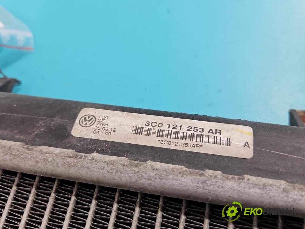 Vw Passat B7 2010-2014 2.0 tdi 140 hp automatic 103 kW 1968 cm3 5- Chladič vody 3C0121253AR (Vodní chladič)