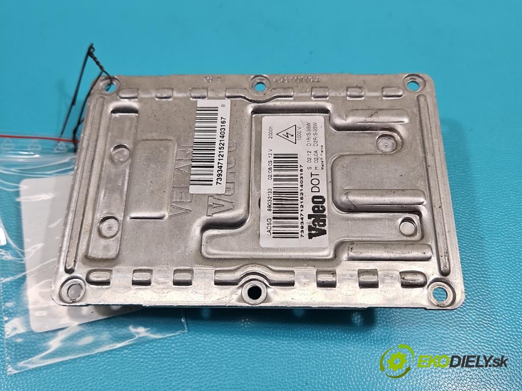 Porsche Cayenne I 2002-2010 3.2 V6 250 HP automatic 184 kW 3189 cm3 5- střídač: xenon 89032133 (Riadiaca jednotka xenónu)