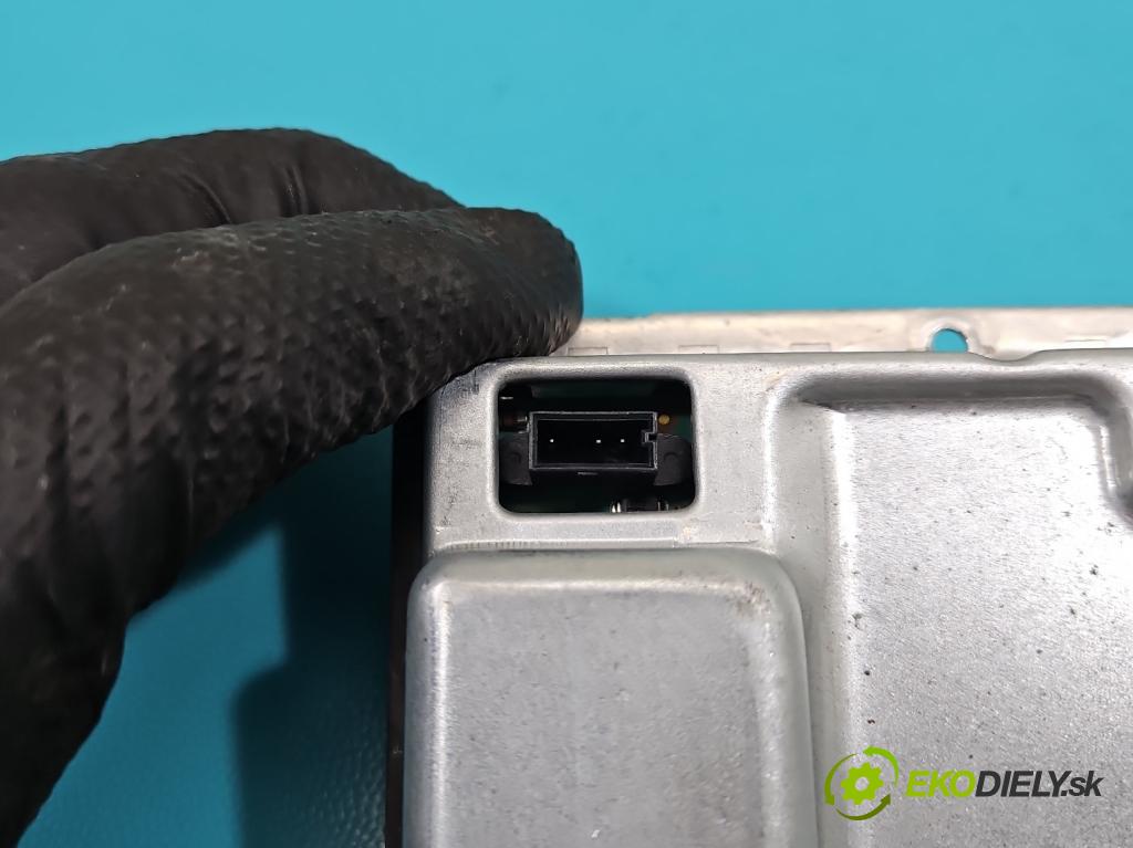 Porsche Cayenne I 2002-2010 3.2 V6 250 HP automatic 184 kW 3189 cm3 5- střídač: xenon 89032133 (Riadiaca jednotka xenónu)