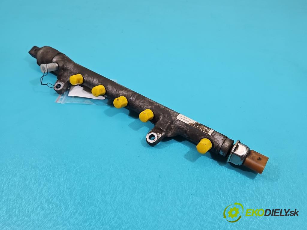 Skoda Rapid 2012-2019 1.6 tdi 90 HP manual 66 kW 1598 cm3 5- lišta vstrekovacia 03L130089B (Vstrekovacia lišta)