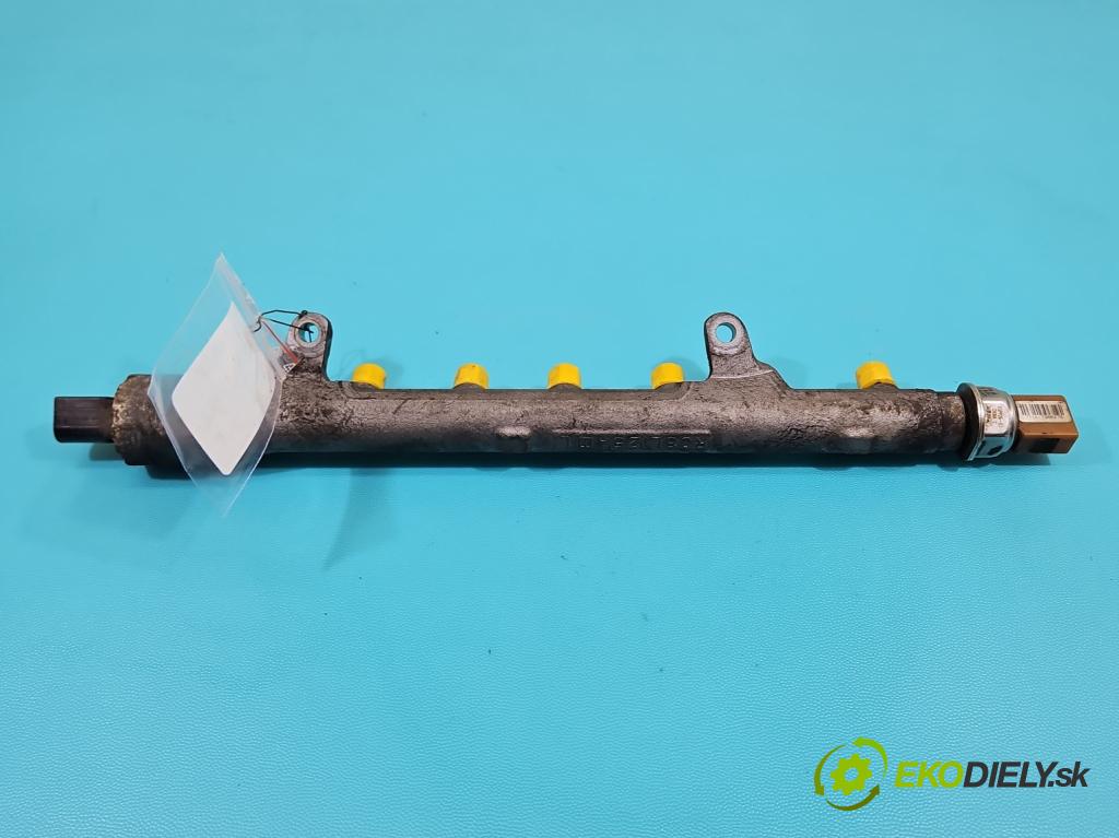 Skoda Rapid 2012-2019 1.6 tdi 90 HP manual 66 kW 1598 cm3 5- lišta vstrekovacia 03L130089B (Vstrekovacia lišta)