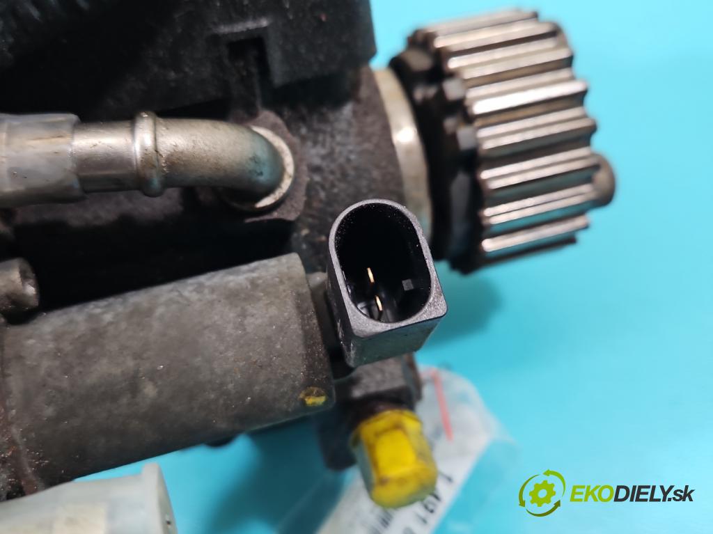 Skoda Rapid 2012-2019 1.6 tdi 90 HP manual 66 kW 1598 cm3 5- čerpadlo vstrekovacia 03L130755AL (Vstrekovacie čerpadlo)