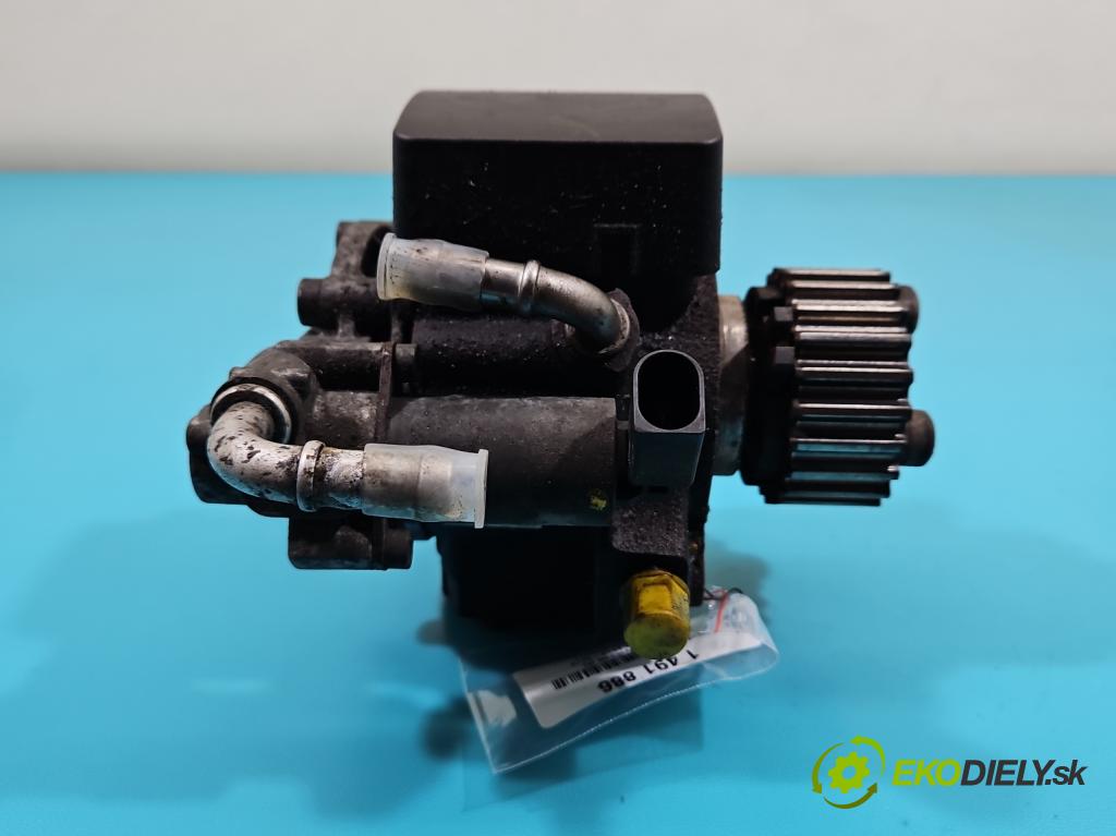 Skoda Rapid 2012-2019 1.6 tdi 90 HP manual 66 kW 1598 cm3 5- čerpadlo vstrekovacia 03L130755AL (Vstrekovacie čerpadlo)
