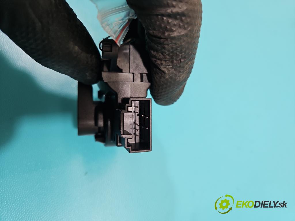 Porsche Cayenne I 2002-2010 3.2 V6 250 hp automatic 184 kW 3189 cm3 5- motorek topení 52411483R03