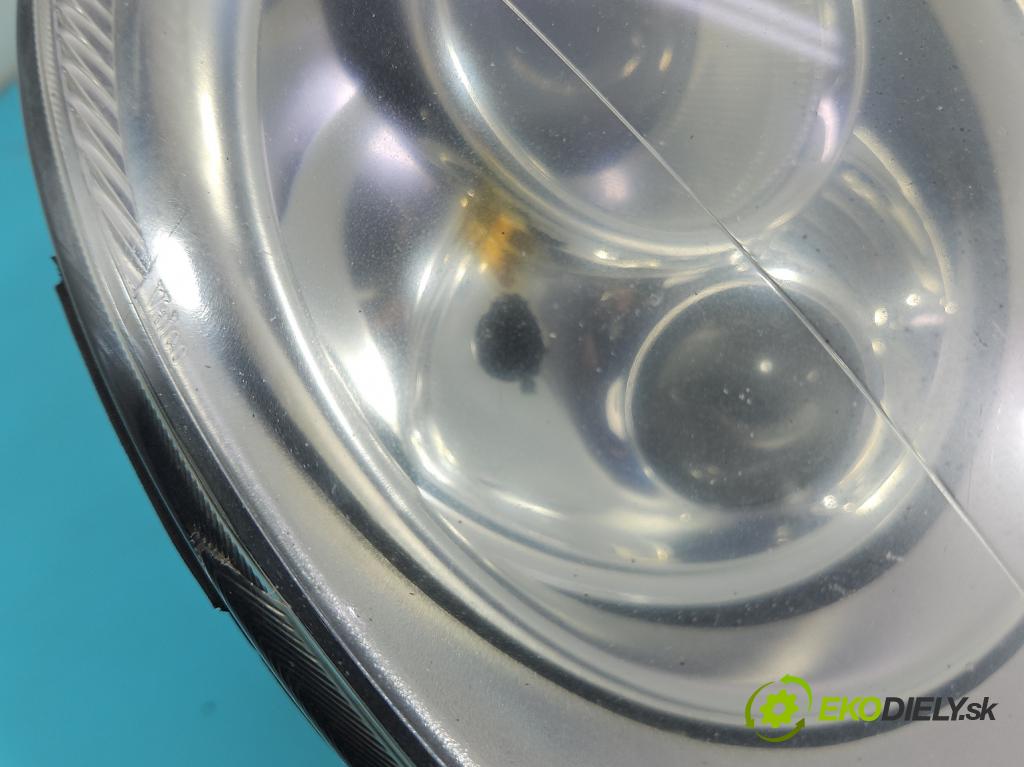 Porsche Cayenne I 2002-2010 3.2 V6 250 HP automatic 184 kW 3189 cm3 5- Reflektor: pravý 7L5941006AR (Svetlo predné pravé)