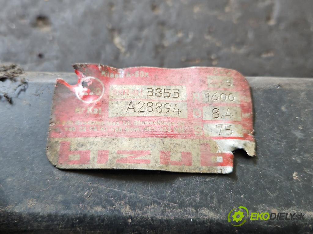 Skoda Octavia II 2004-2013 1.9 tdi 105 hp manual 77 kW 1896 cm3 5- oko tažné  (Tažné zařízení)