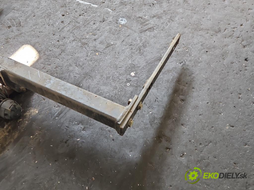 Skoda Octavia II 2004-2013 1.9 tdi 105 hp manual 77 kW 1896 cm3 5- oko tažné  (Tažné zařízení)