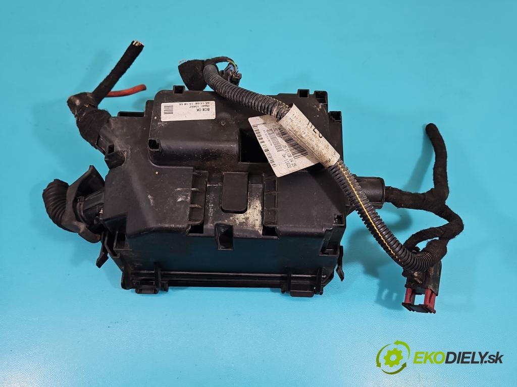 Opel Corsa D 2006-2014 1.2 16V 80 HP manual 59 kW 1229 cm3 5- riadiaca jednotka motora 55557933