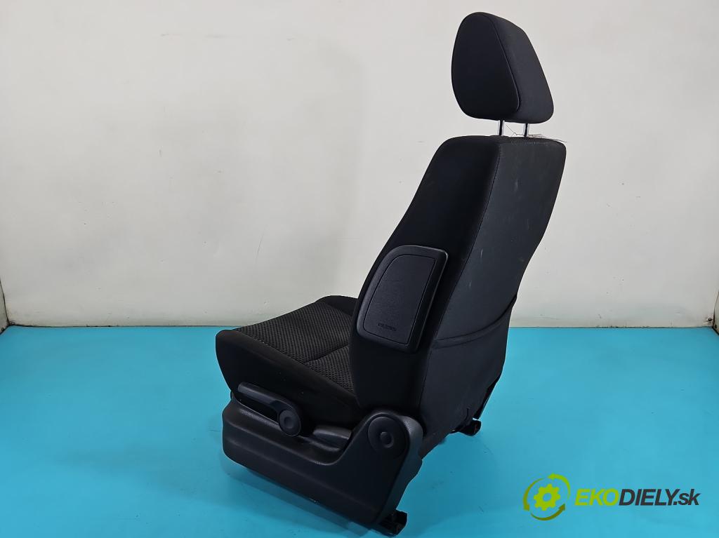 Suzuki Grand Vitara II 2005-2014 2.0 16V 140 HP manual 103 kW 1995 cm3 5- Sedačka ľavý (Sedadlo)
